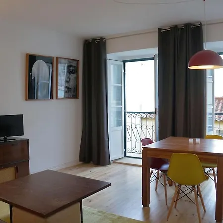 S.lourenco - Alfama-great Location